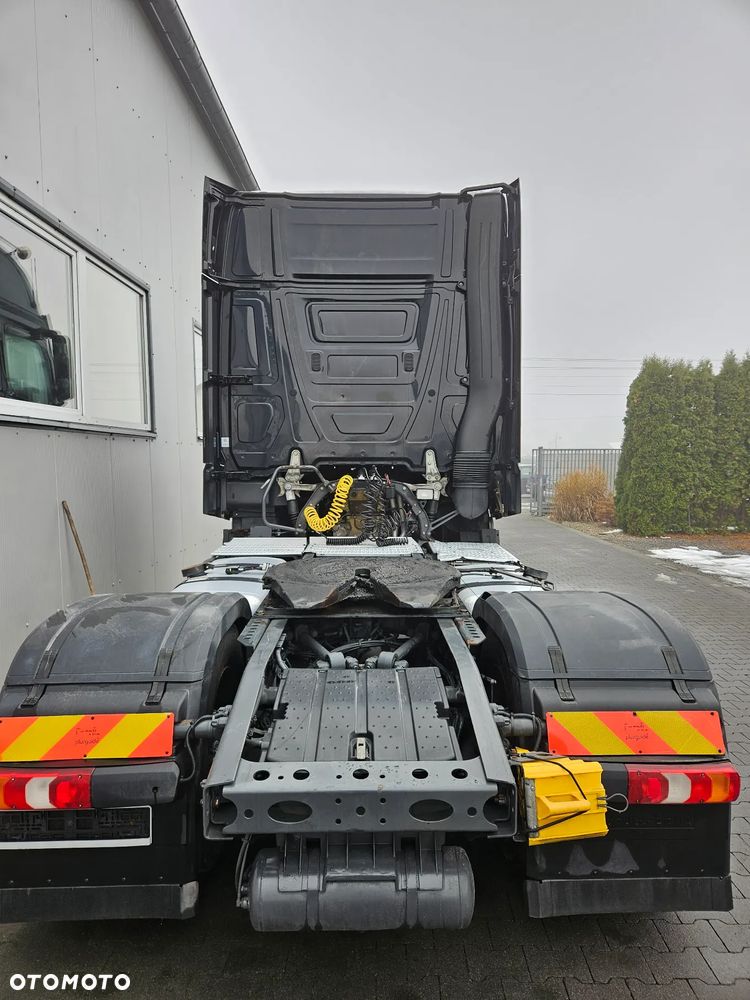 Mercedes-Benz ACTROS 1845 GIGASpace - 4