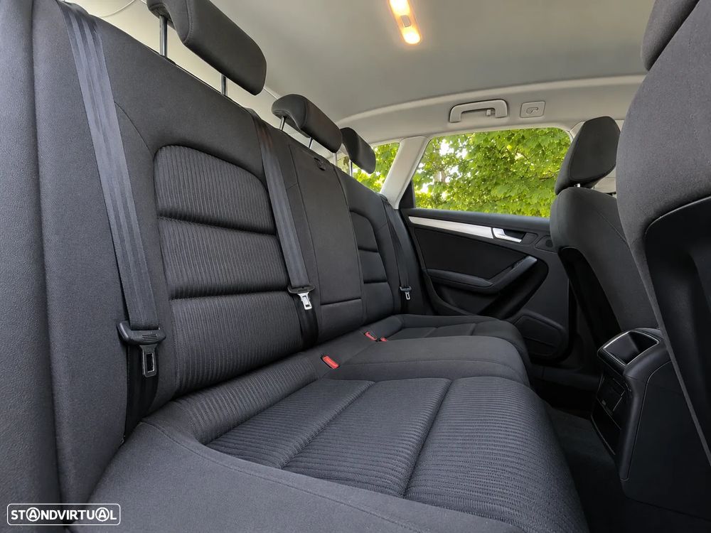 Audi A4 Avant 2.0 TFSI Advance - 14
