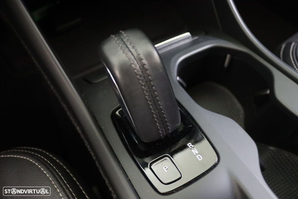 Volvo XC 40 2.0 D3 Momentum Geartronic - 27