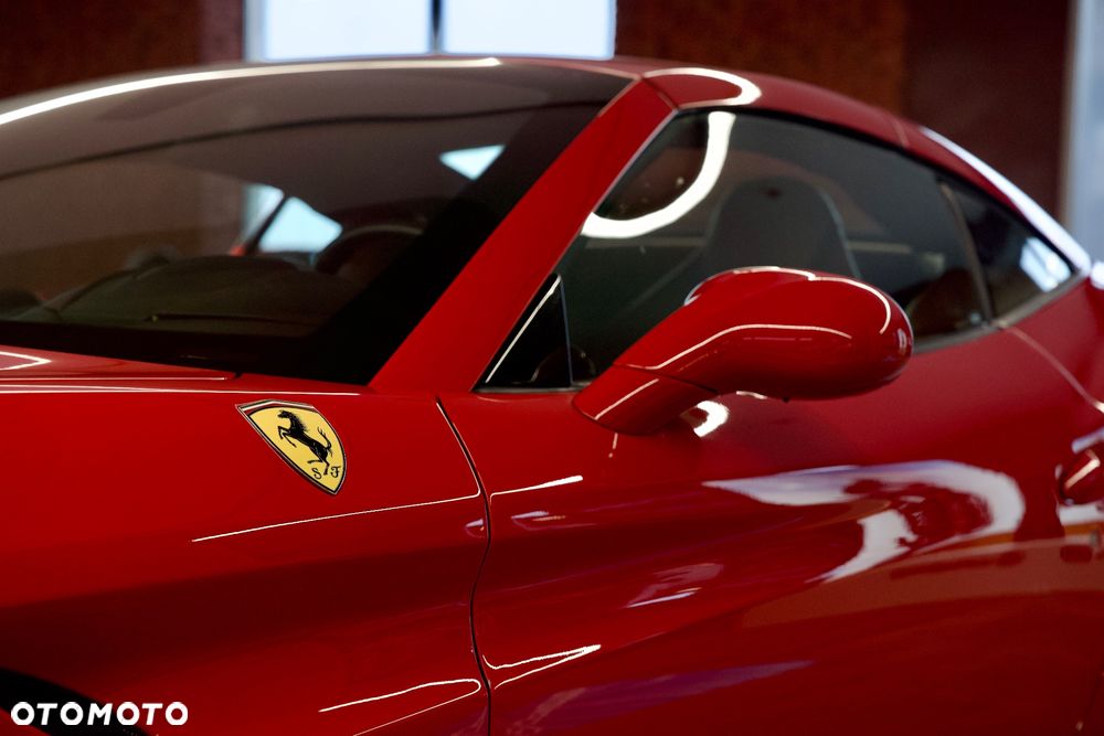 Ferrari California T - 14