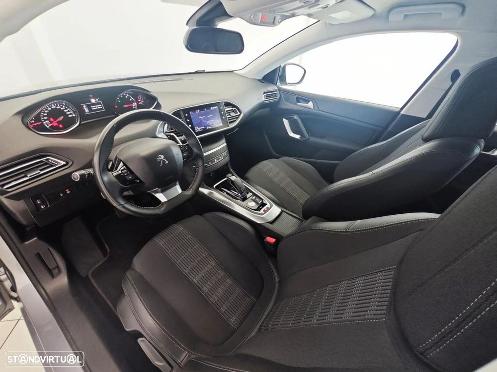 Peugeot 308 PureTech 130 EAT8 Allure Pack - 5