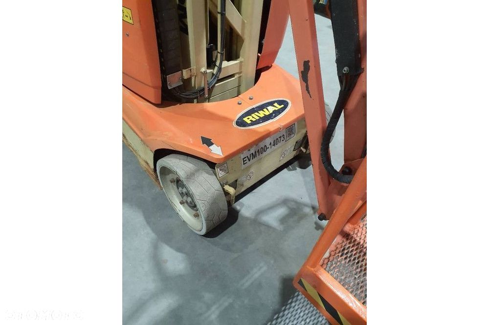 JLG T10E - 21