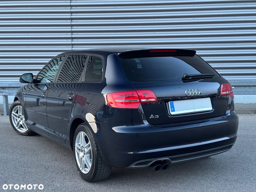 Audi A3 Sportback 1.8 TFSI S line Sportpaket Plus - 19