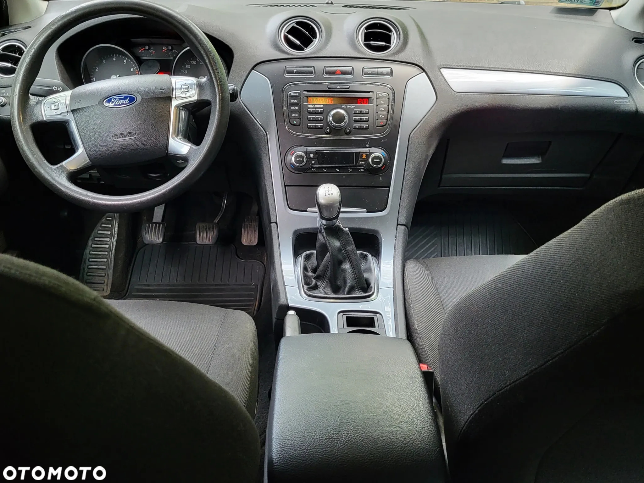 Ford Mondeo - 10