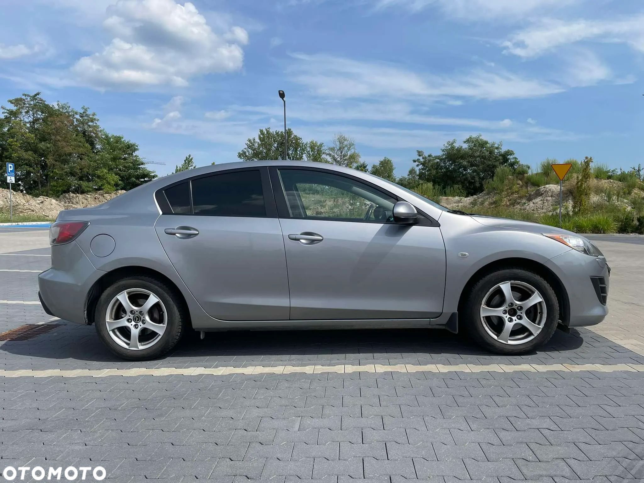 Mazda 3 1.6 Comfort - 1