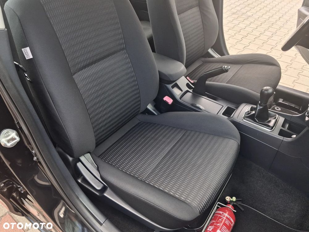 Mitsubishi Lancer 1.6 Intense - 29