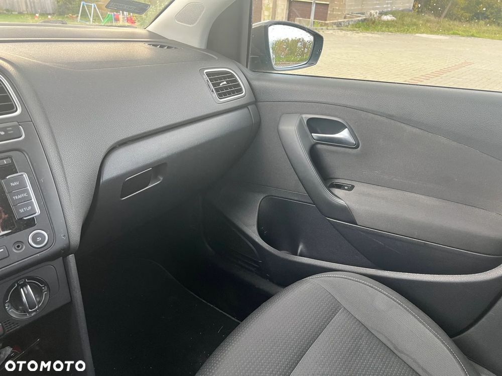 Volkswagen Polo 1.6 TDI DPF BlueMot Highline - 4