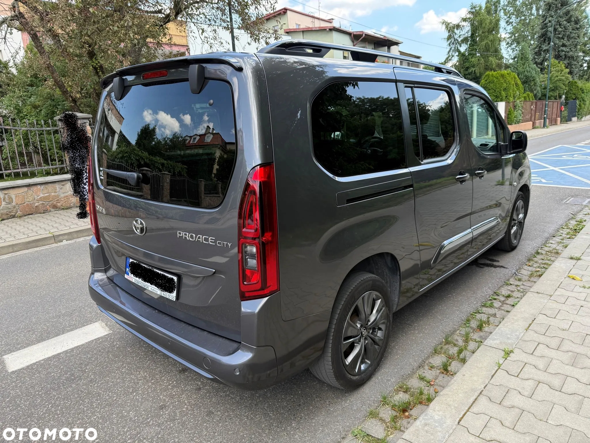 Toyota Proace City Verso Long 1.5 D-4D Family - 4