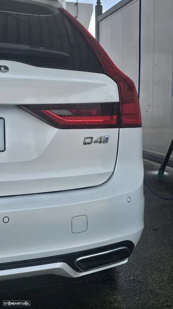 Volvo V90 2.0 D4 R-Design Geartronic - 4