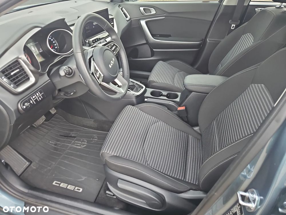 Kia Ceed 1.5 T-GDI M DCT - 9