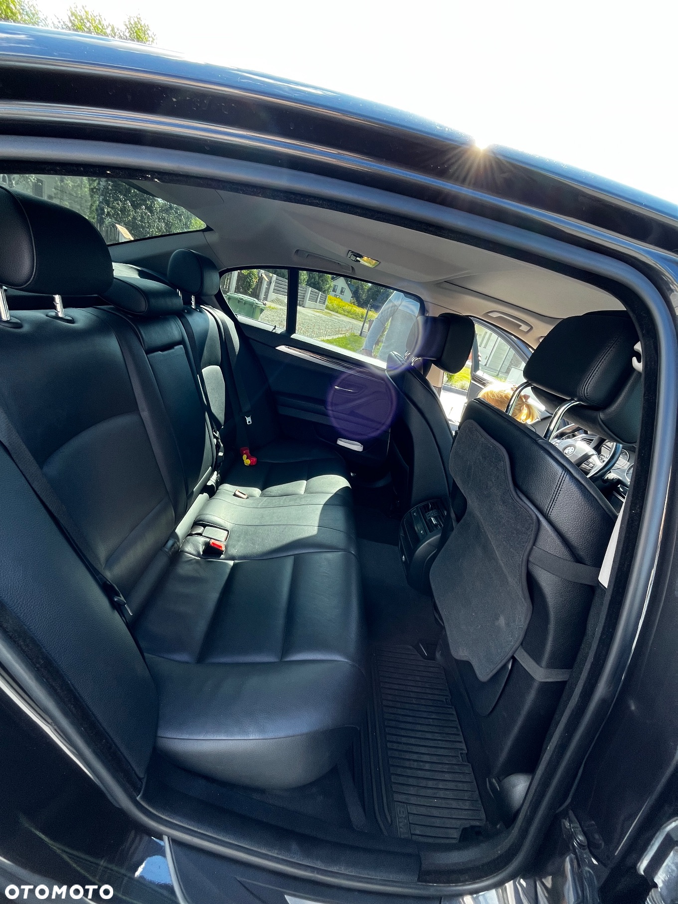 BMW Seria 5 528i xDrive - 7