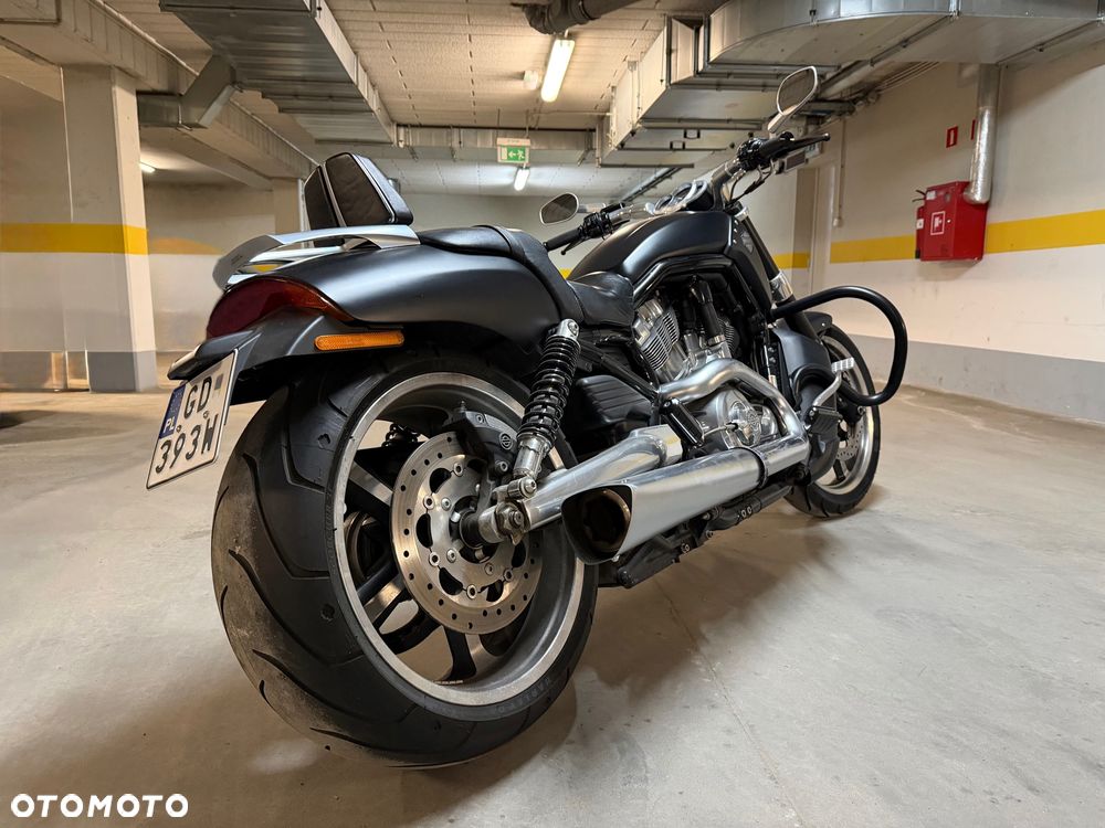 Harley-Davidson V-Rod Muscle - 7