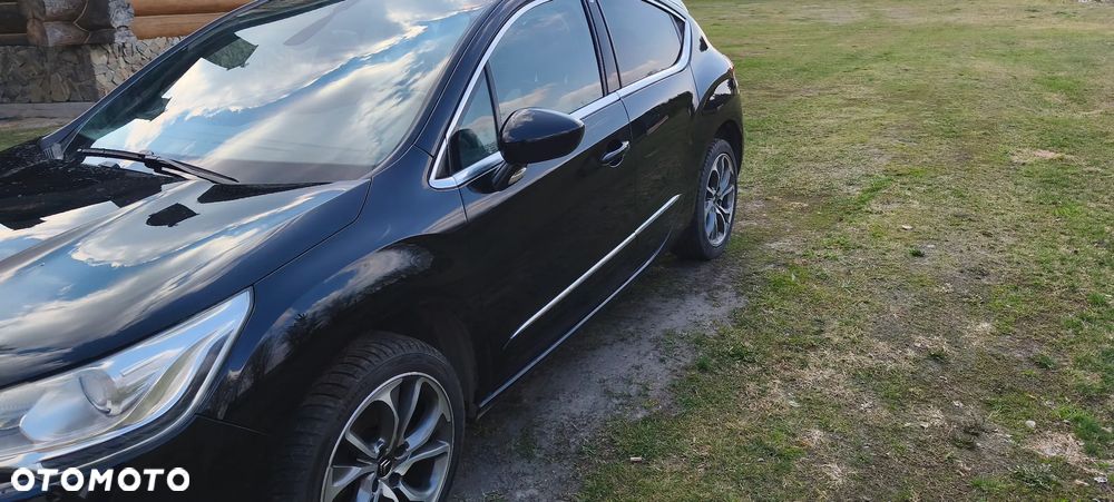 Citroën DS4 1.6 THP Pure Pearl - 2