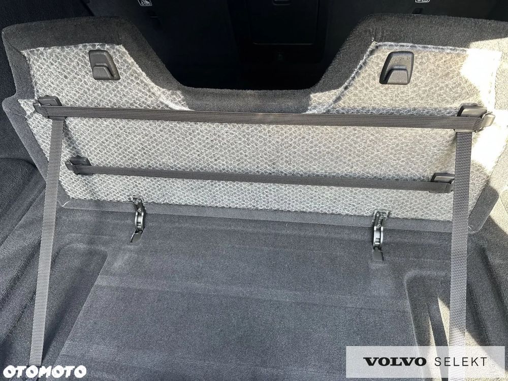 Volvo V90 Cross Country B5 B AWD Ultimate - 17
