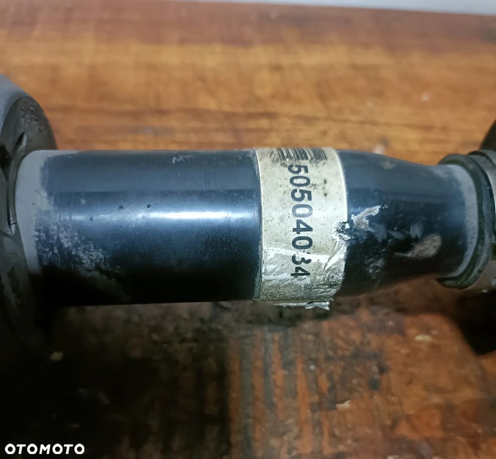ALFA ROMEO 159 05-11 r. 1,9 JTDM 150KM półoś prawa przednia PAWY PRZÓD 50504034 + - 4