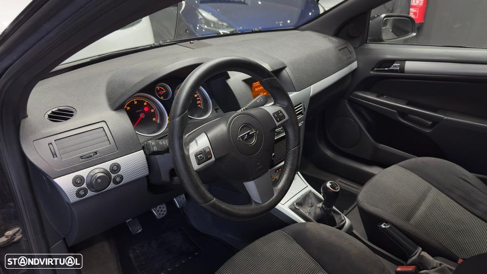Opel Astra GTC 1.7 CDTI - 18