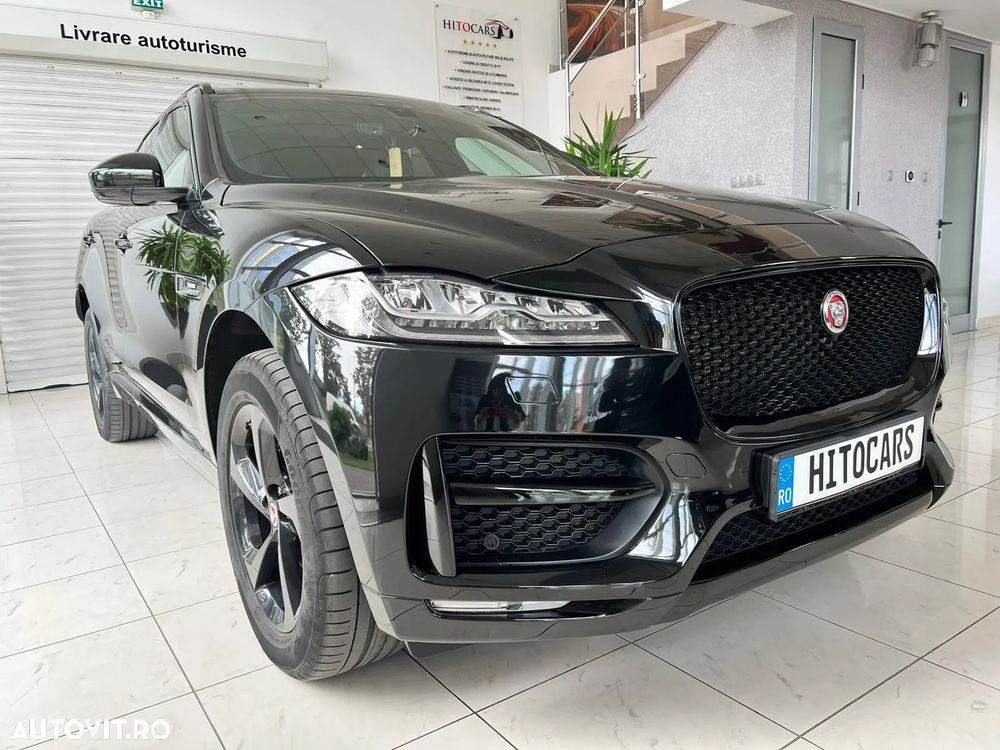 Jaguar F-Pace - 1