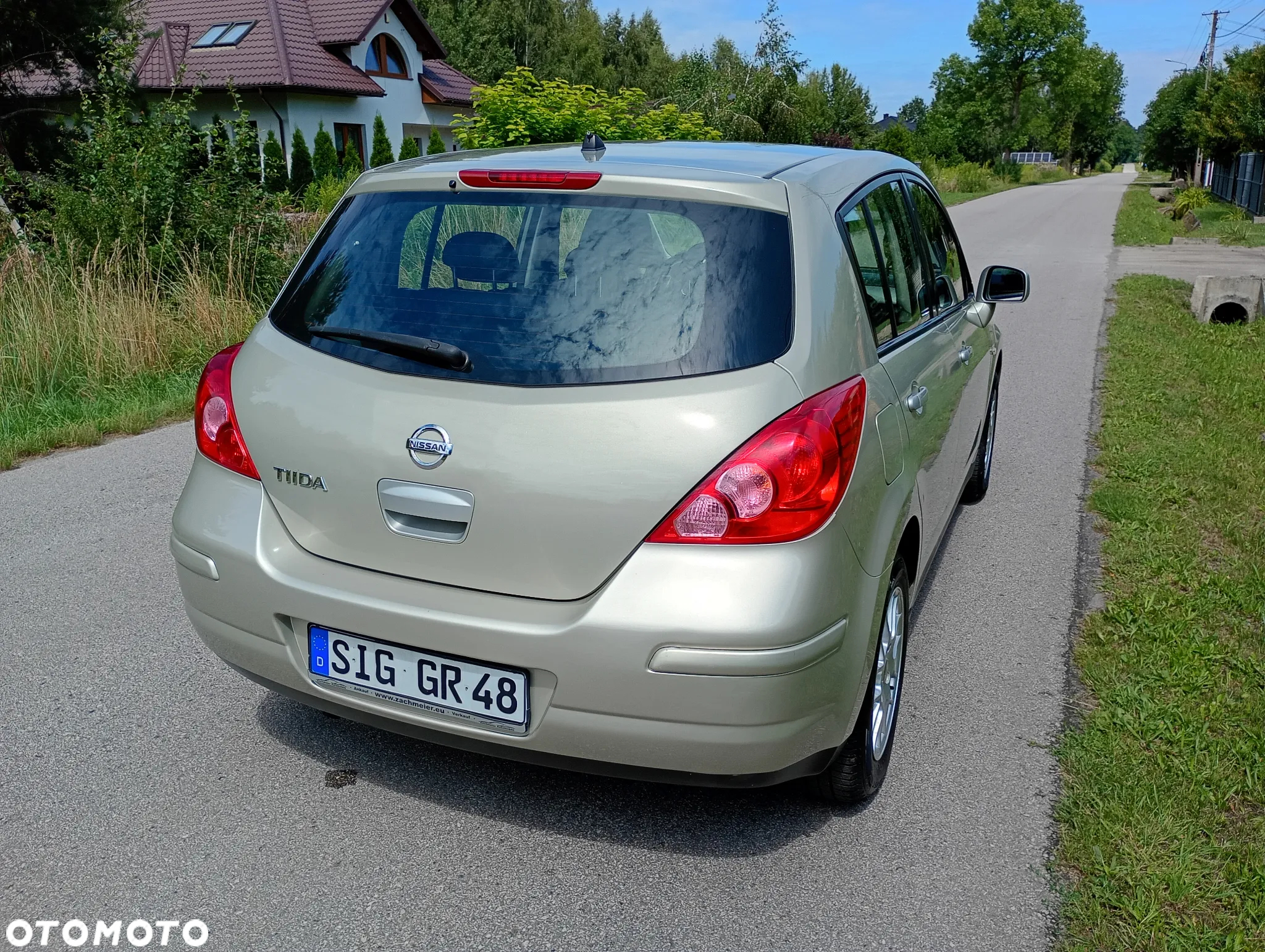 Nissan Tiida 1.6 Acenta - 8