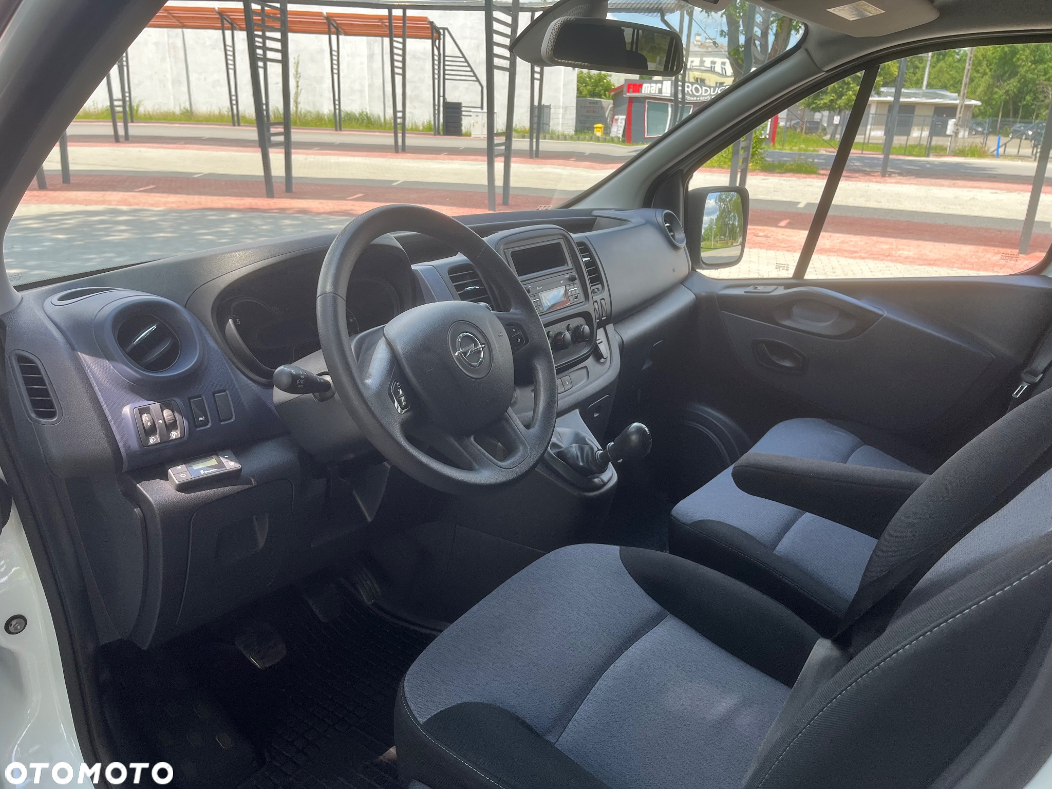 Opel Vivaro - 9