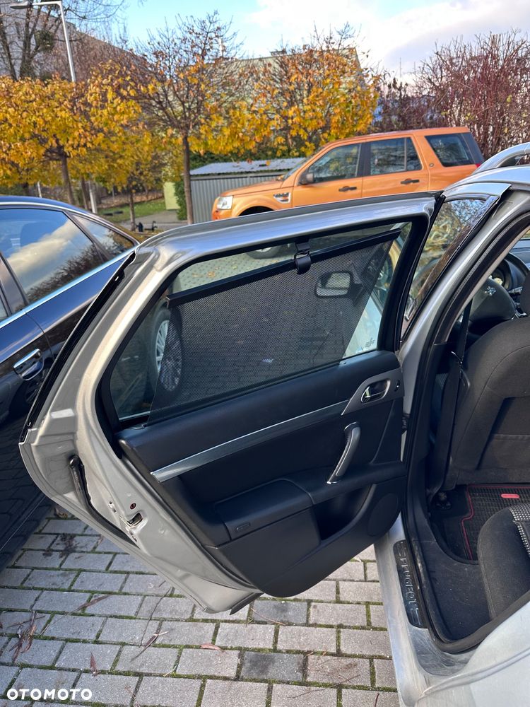 Peugeot 407 2.0 HDI Premium - 19