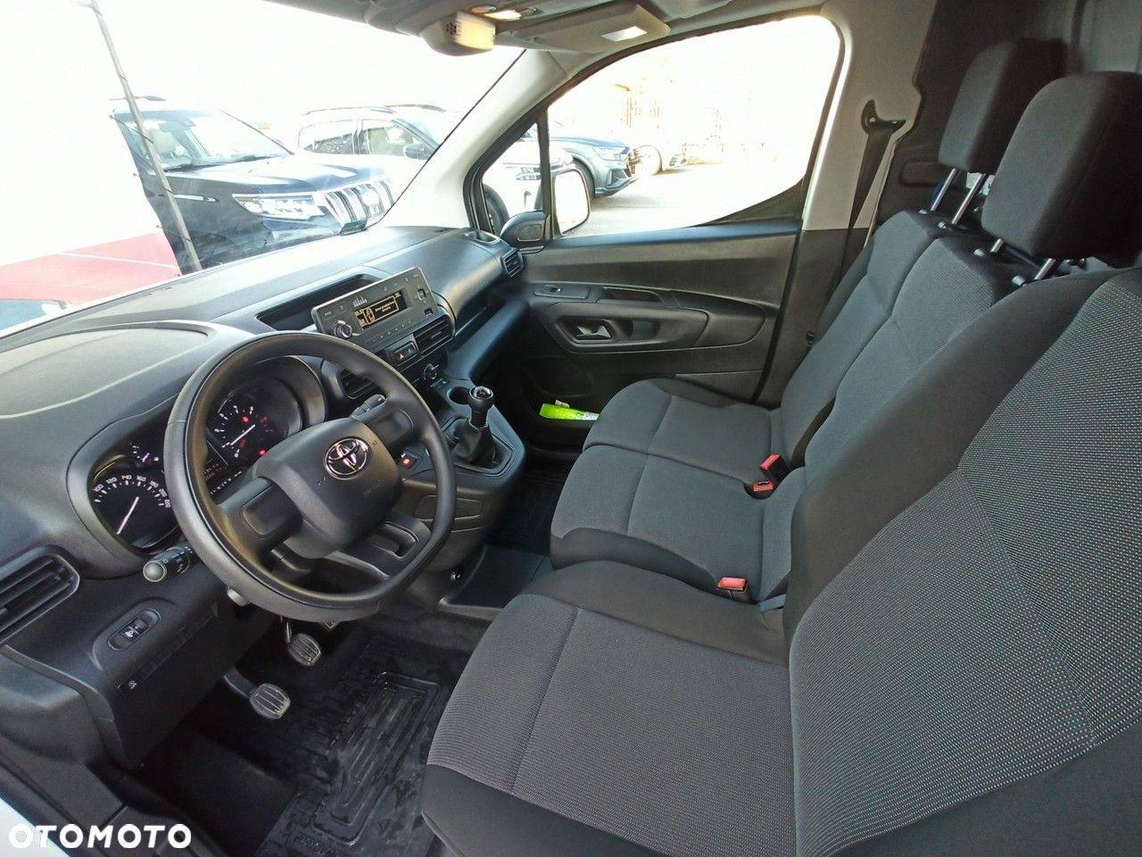 Toyota Proace City - 7