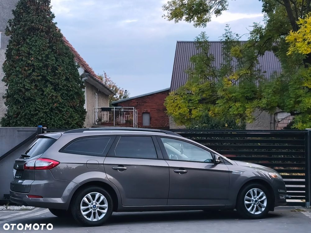 Ford Mondeo 2.0 TDCi Titanium - 21