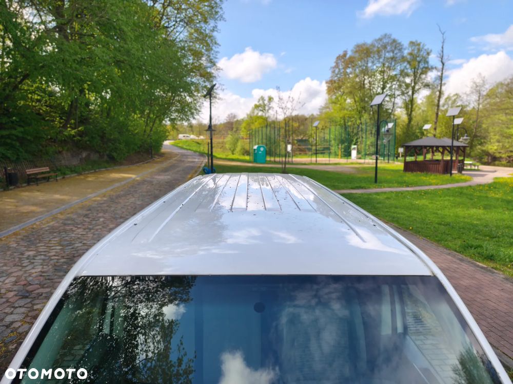Volkswagen Transporter - 28