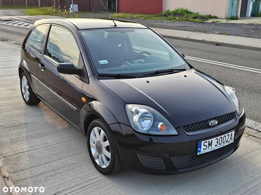 Ford Fiesta 1.3 Ambiente - 8