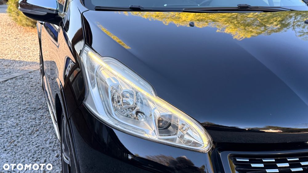 Peugeot 208 1.6 THP GTi - 25