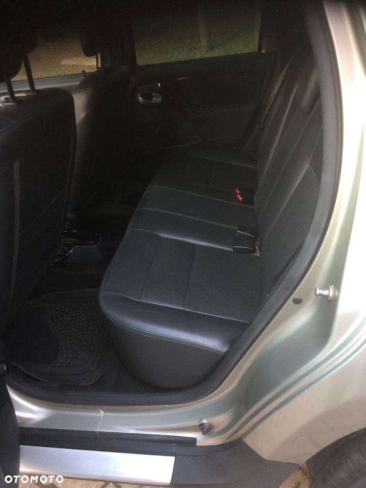 Dacia Duster 1.5 dCi Laureate 4x4 - 13
