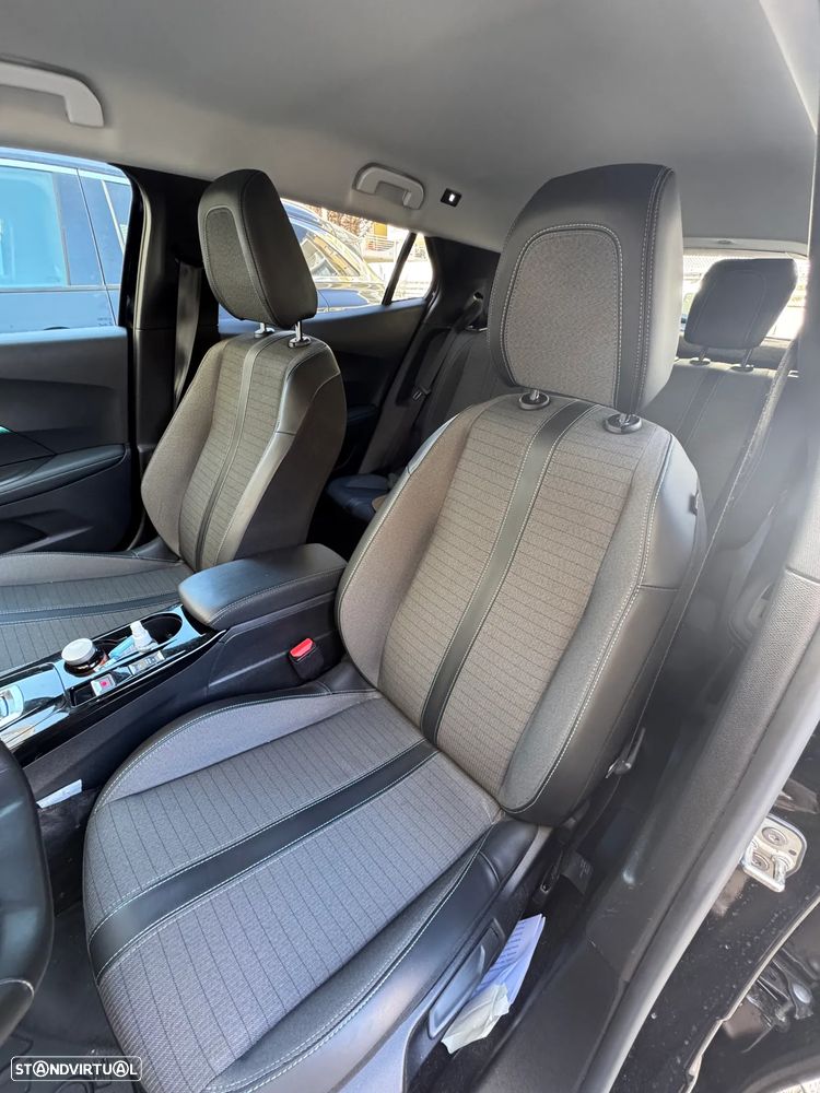Peugeot 2008 BlueHDi 130 EAT8 Allure - 7
