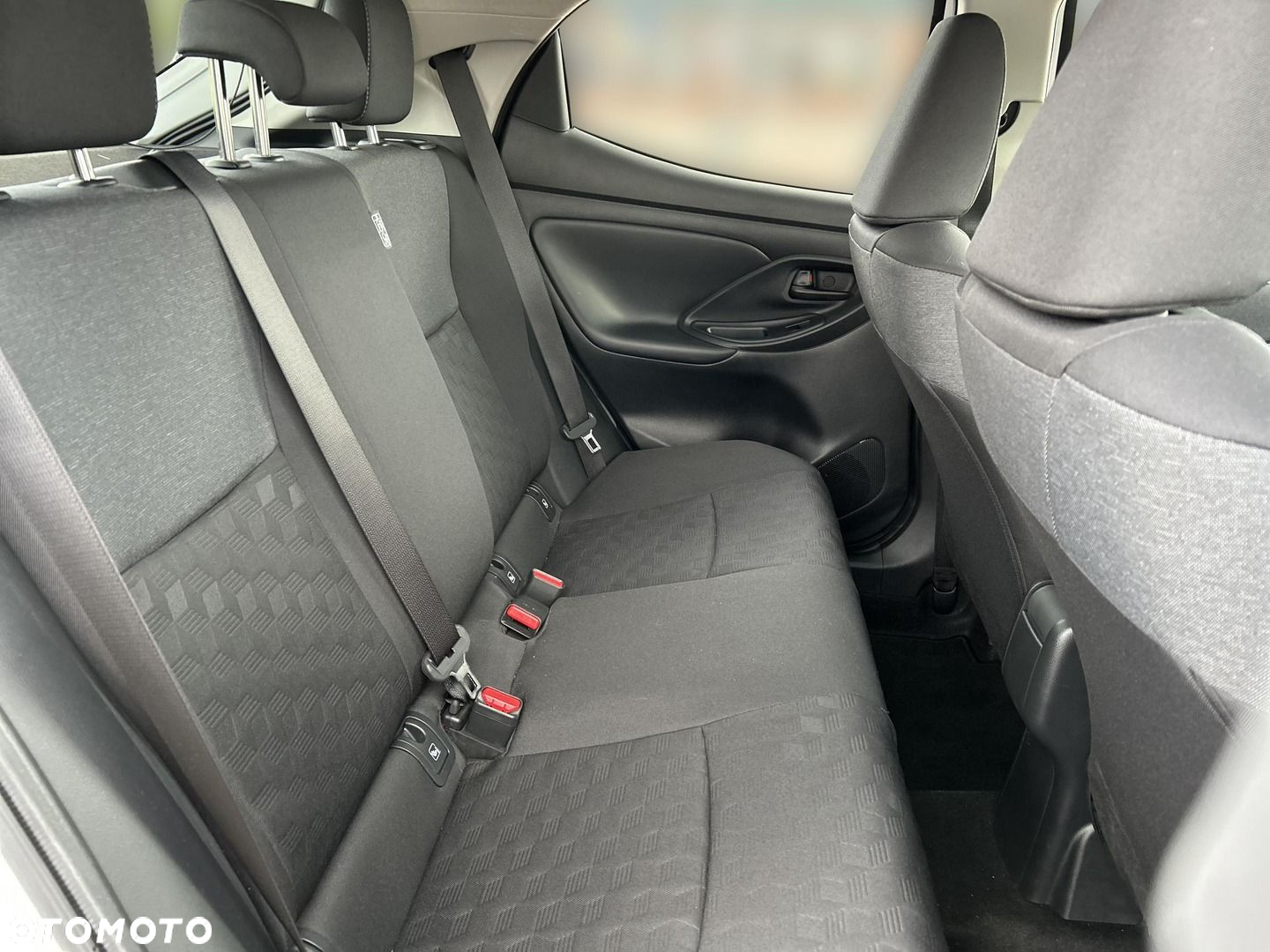 Toyota Yaris Hybrid 1.5 Style - 20