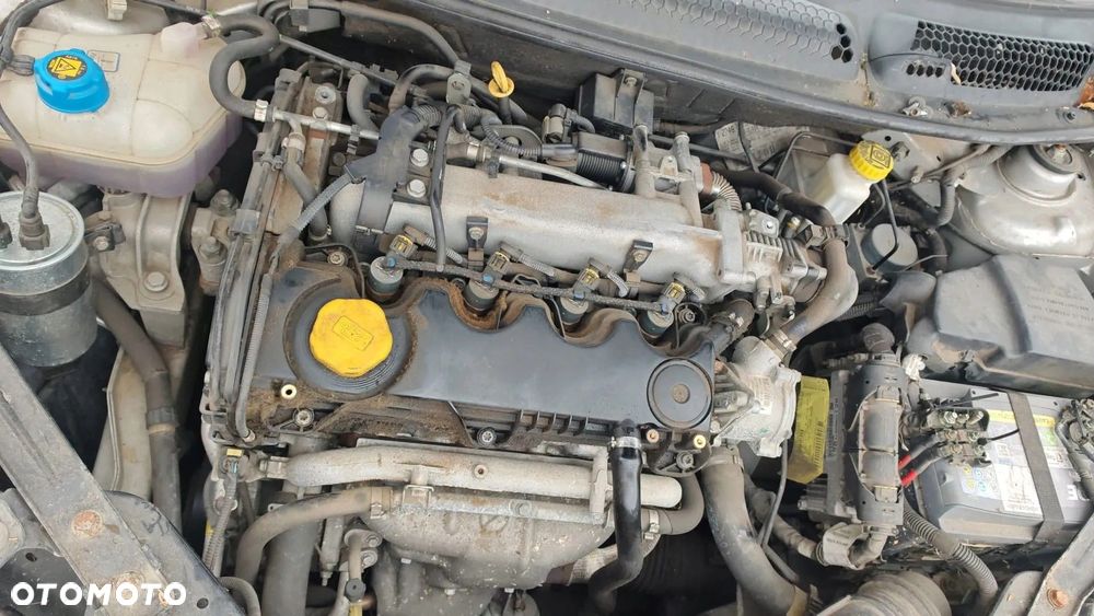 Fiat Bravo silnik 1.9 Diesel 120KM 192A8.000 192A8000 kompletny Film - 1