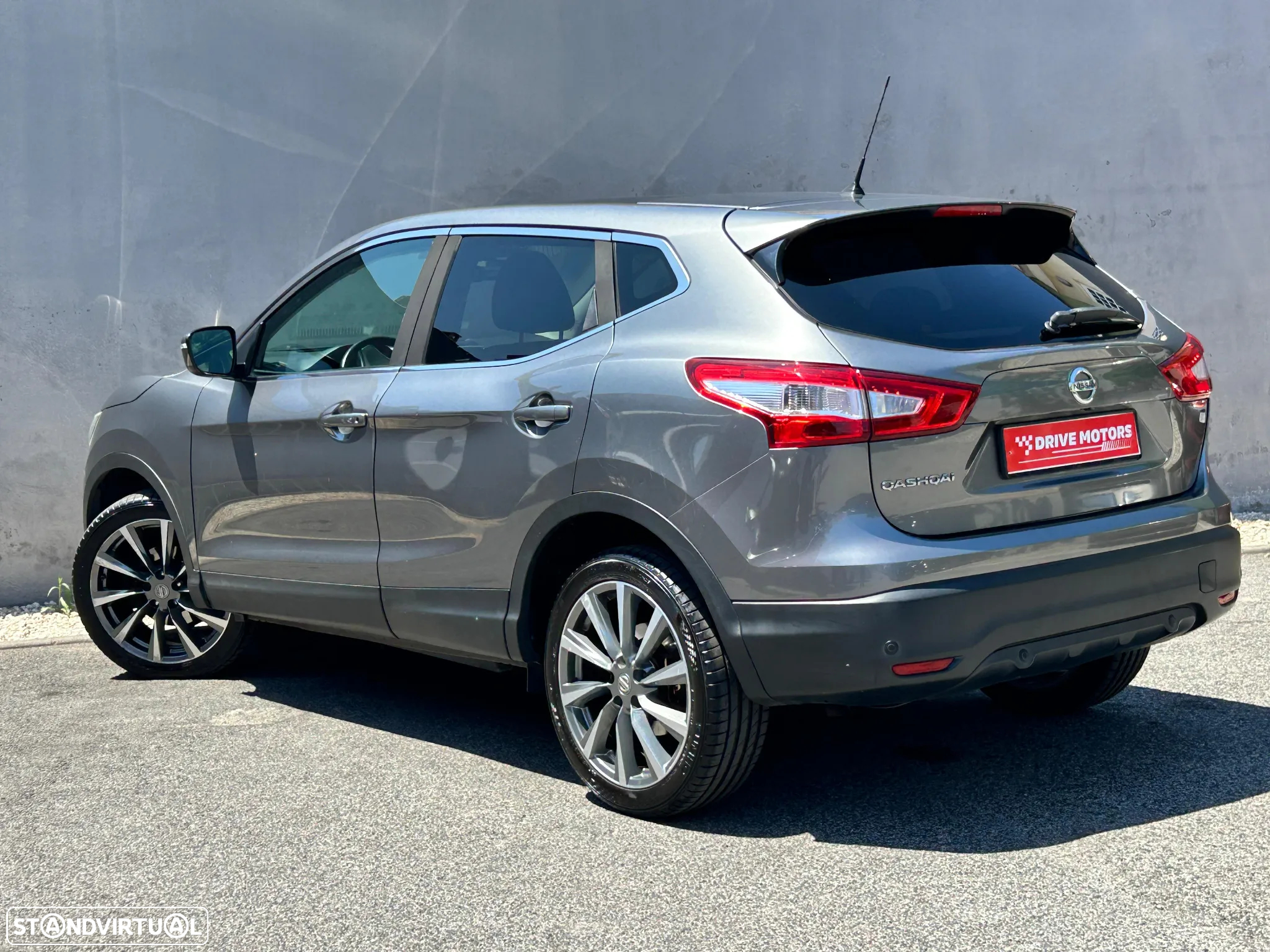 Nissan Qashqai 1.2 DIG-T N-Connecta - 9