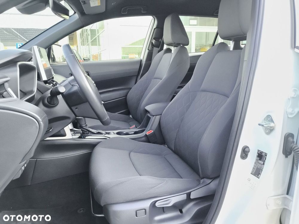 Toyota Corolla Cross - 15