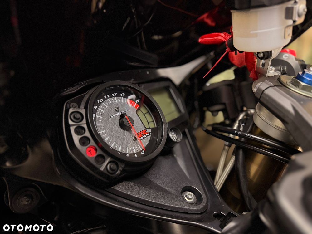 Suzuki GSX-R - 22