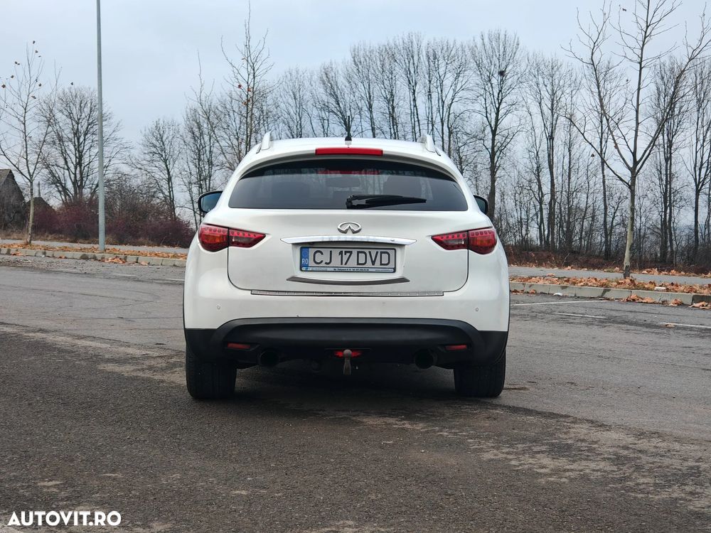Infiniti FX 30 FX30d 3.0d V6 S Premium AWD - 5