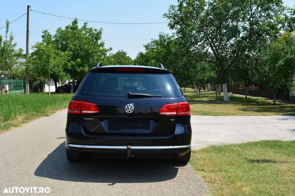 Volkswagen Passat 1.8 TSI Comfortline DSG - 2