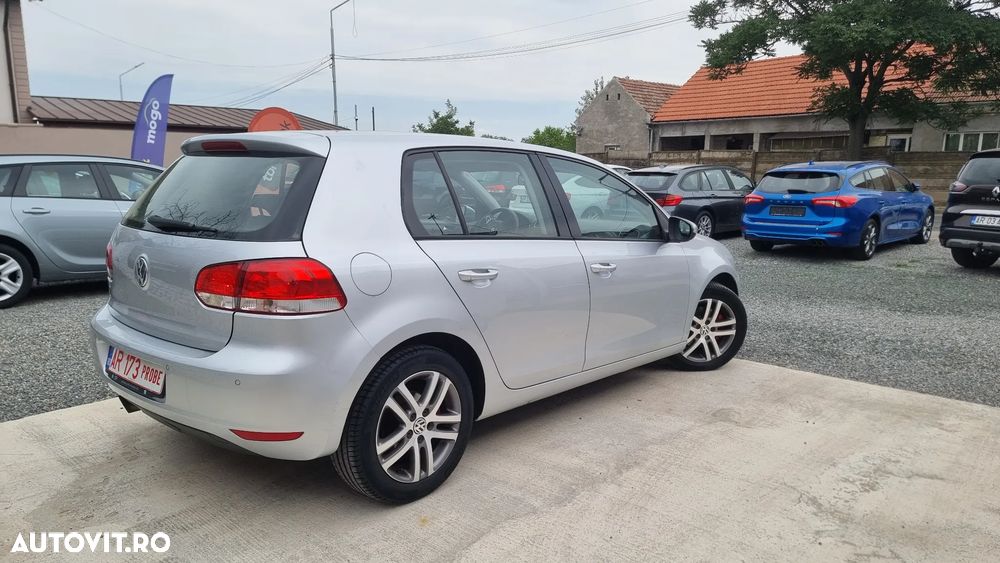 Volkswagen Golf 2.0 TDI DPF Edition - 3