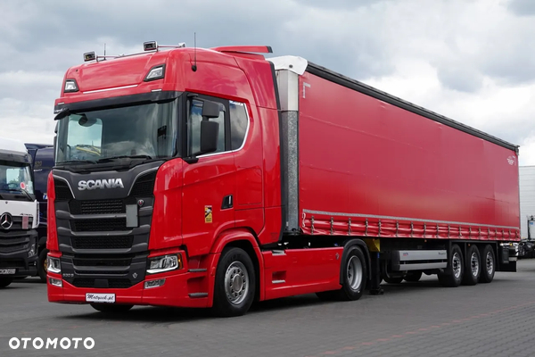 Scania S 530 / V8 / RETARDER / NAVI / ZESTAW / FIRANKA / MULDA DO STALI 9 M / DACH PODNOSZONY DO JAZDY 3 poziomy / COILMULDA / 2021 ROK / STANDARD / OŚ PODNOSZONA