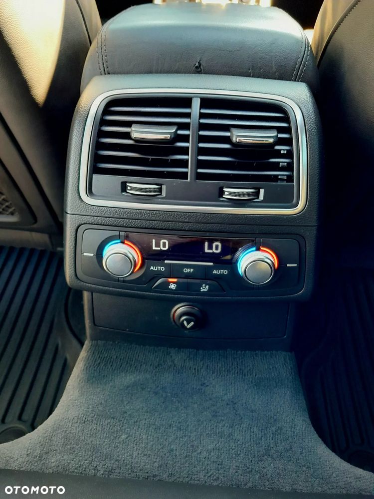 Audi A6 Avant 2.0 TDI Ultra S tronic - 27