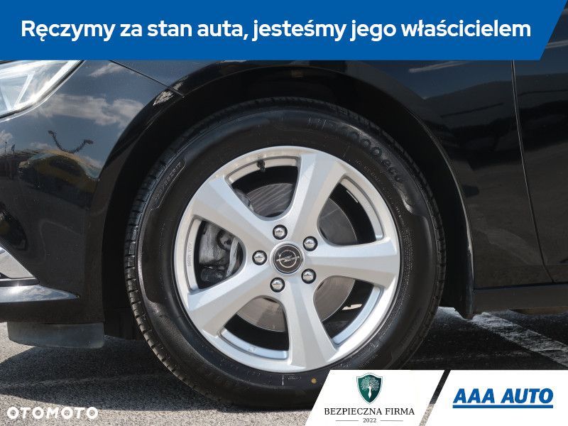Opel Insignia - 16