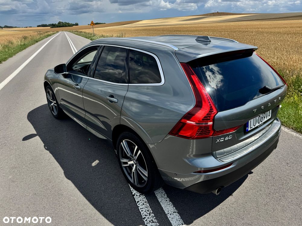 Volvo XC 60 T6 AWD Momentum - 1
