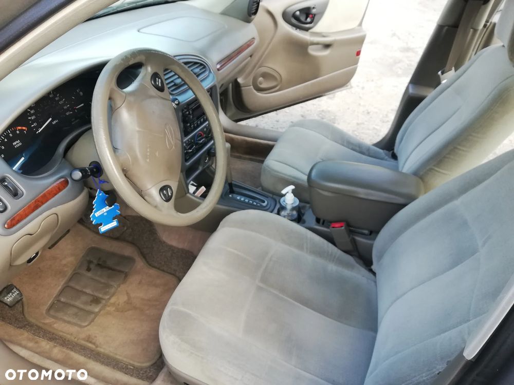 Oldsmobile Cutlass 3.1 International - 10