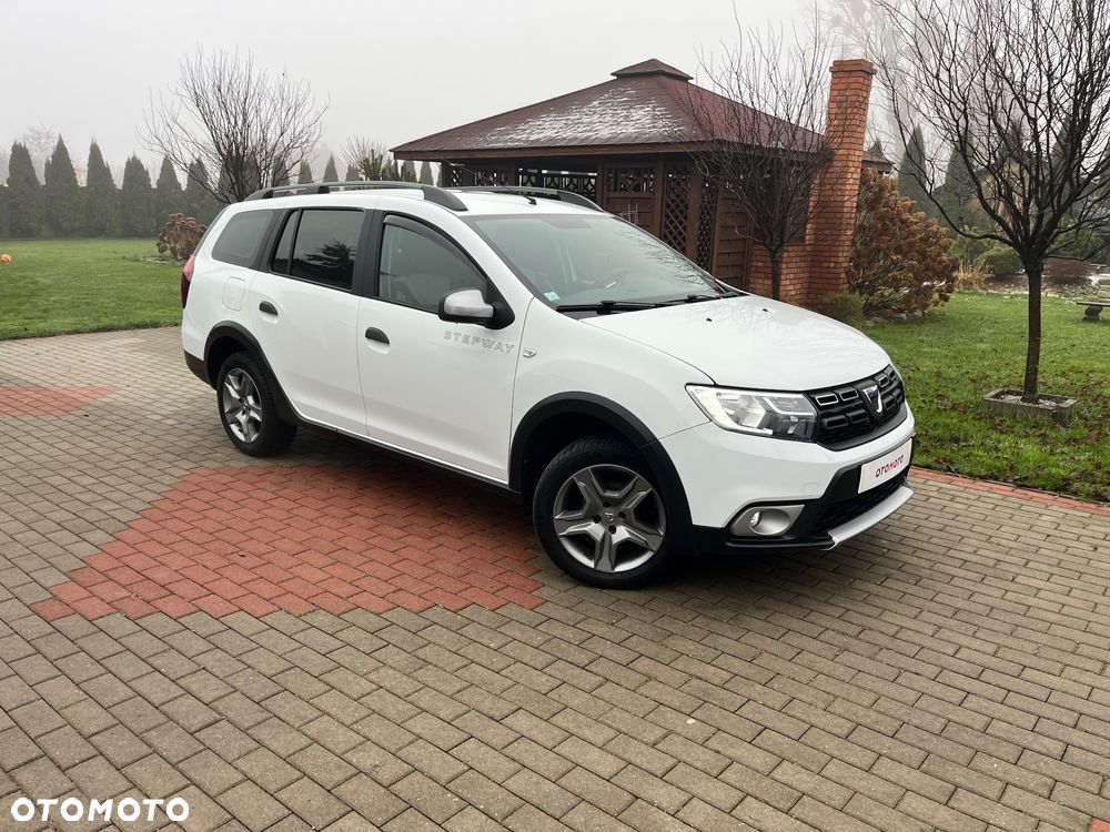 Dacia Logan dCi 90 S&S Stepway Celebration - 9