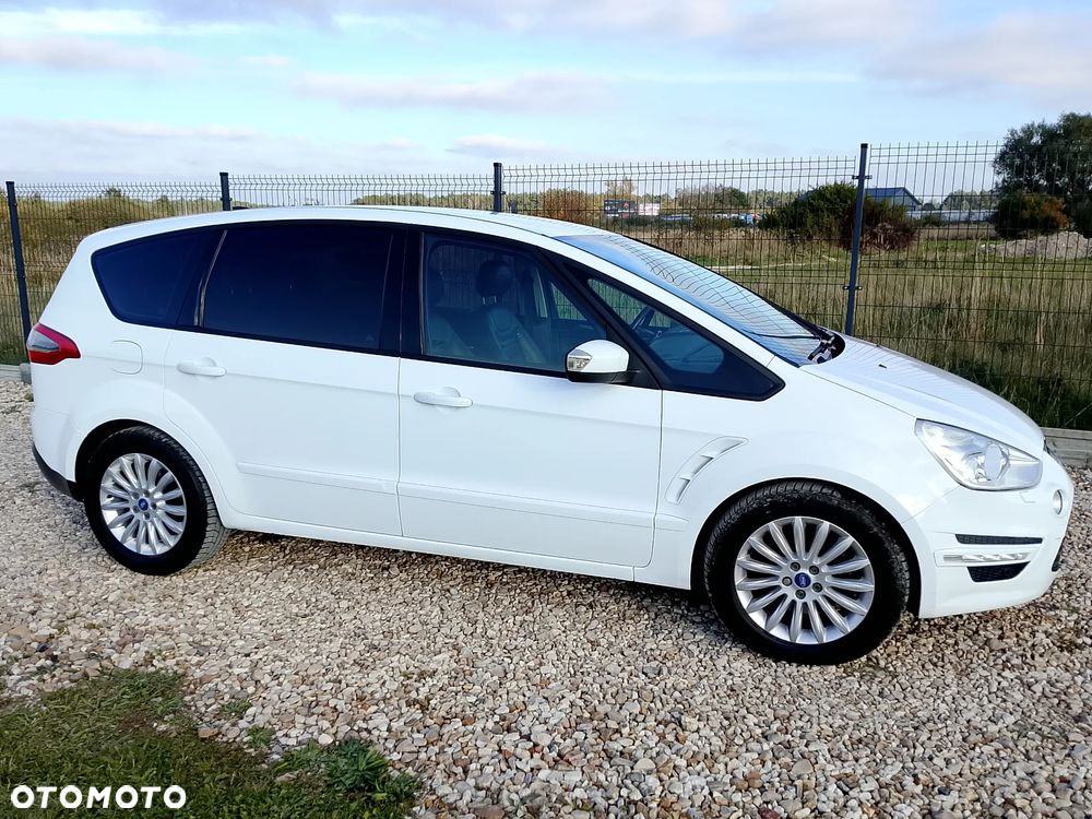 Ford S-Max - 14