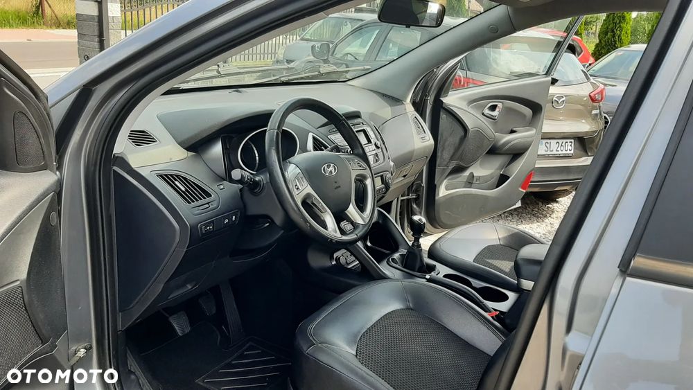 Hyundai ix35 2.0 CRDi 2WD Trend - 12