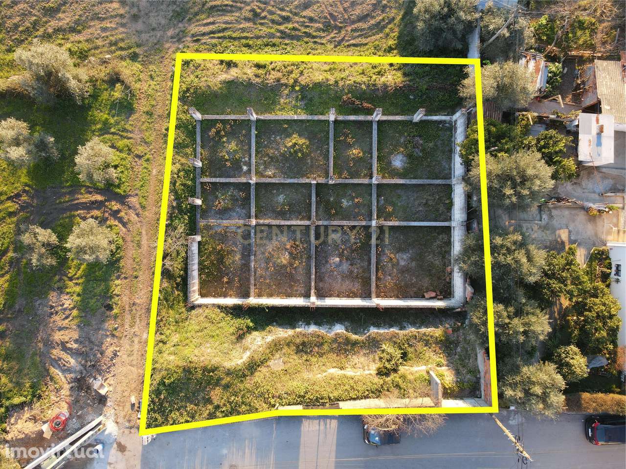 Lote de terreno  junto da futura estação de metro bus, com viabilidade - Grande imagem: 3/4