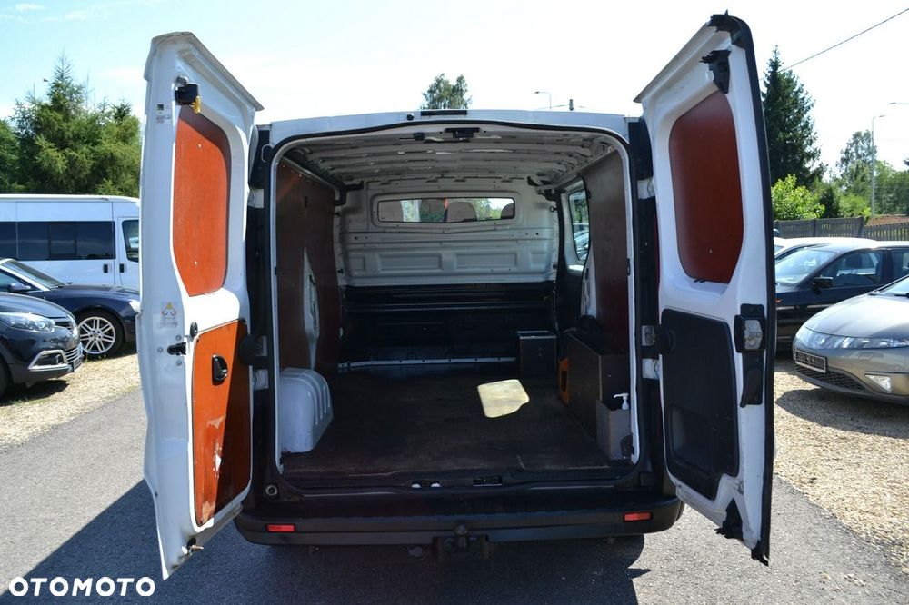 Nissan NV300 - 4