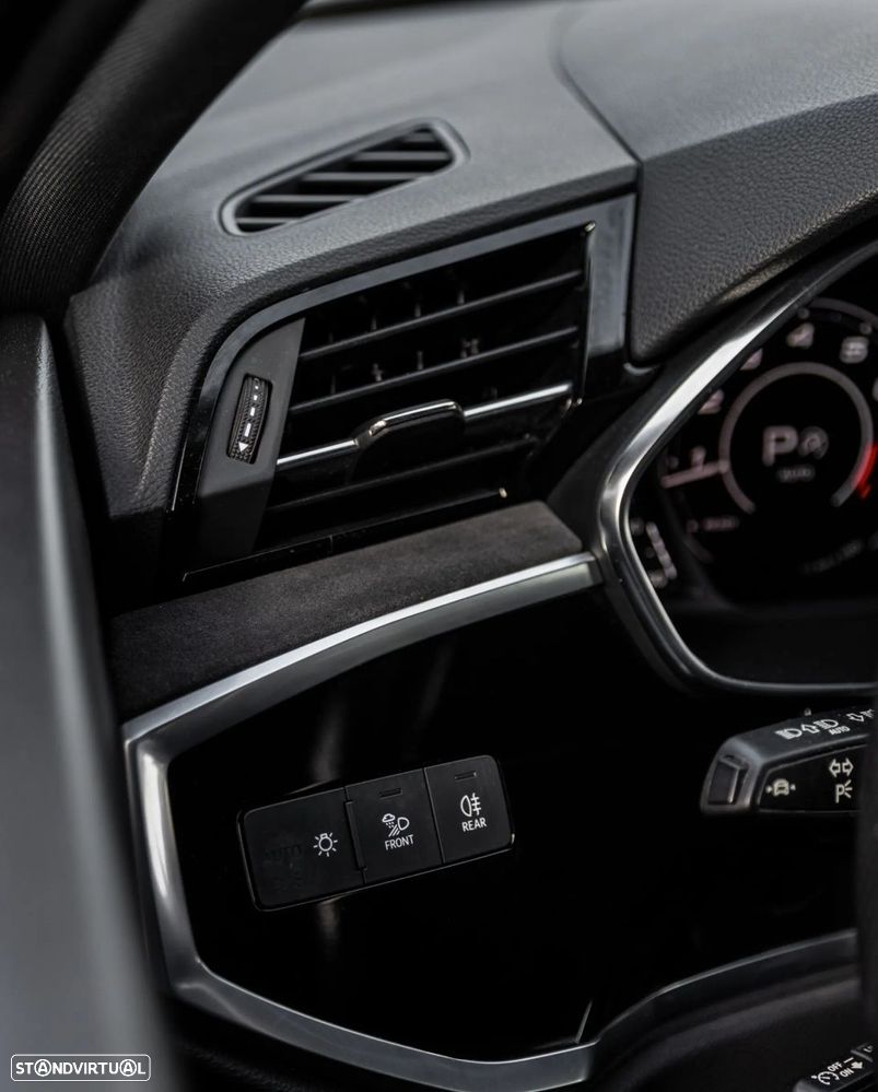 Audi RS Q3 Sportback TFSI quattro S tronic - 11